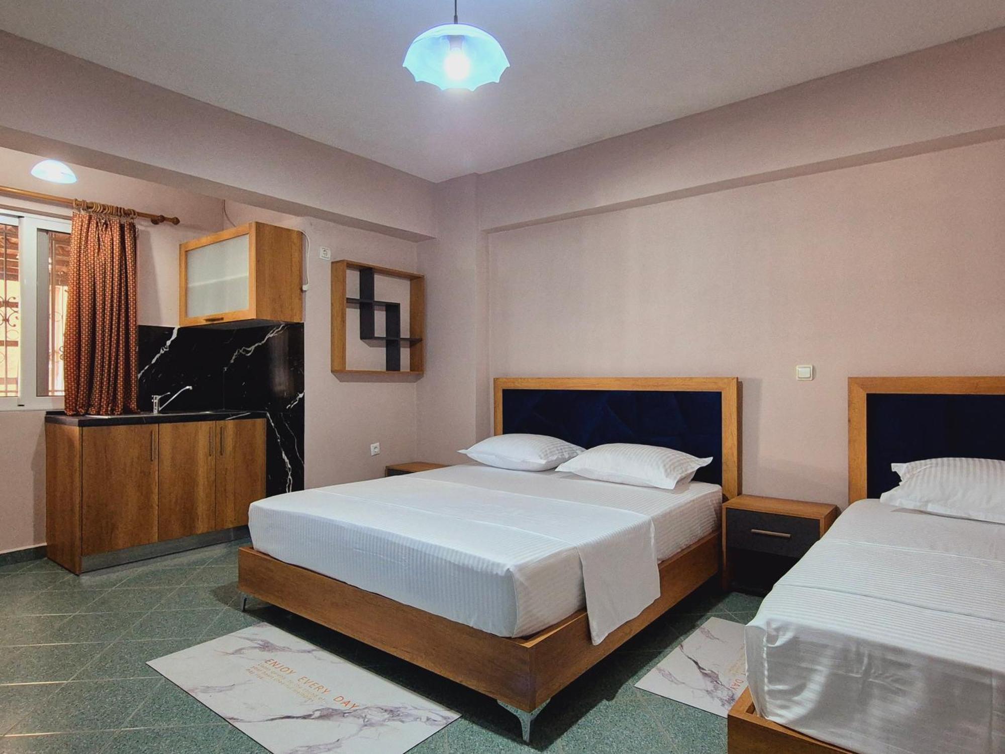 Barca Rooms Sarandë Exteriör bild