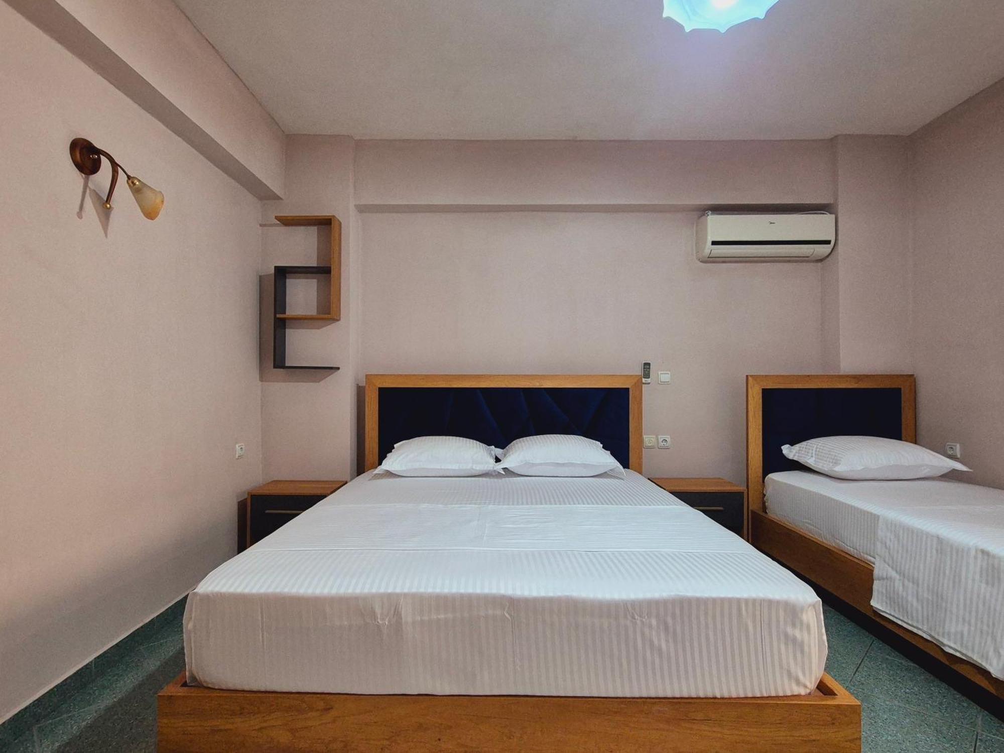 Barca Rooms Sarandë Rum bild