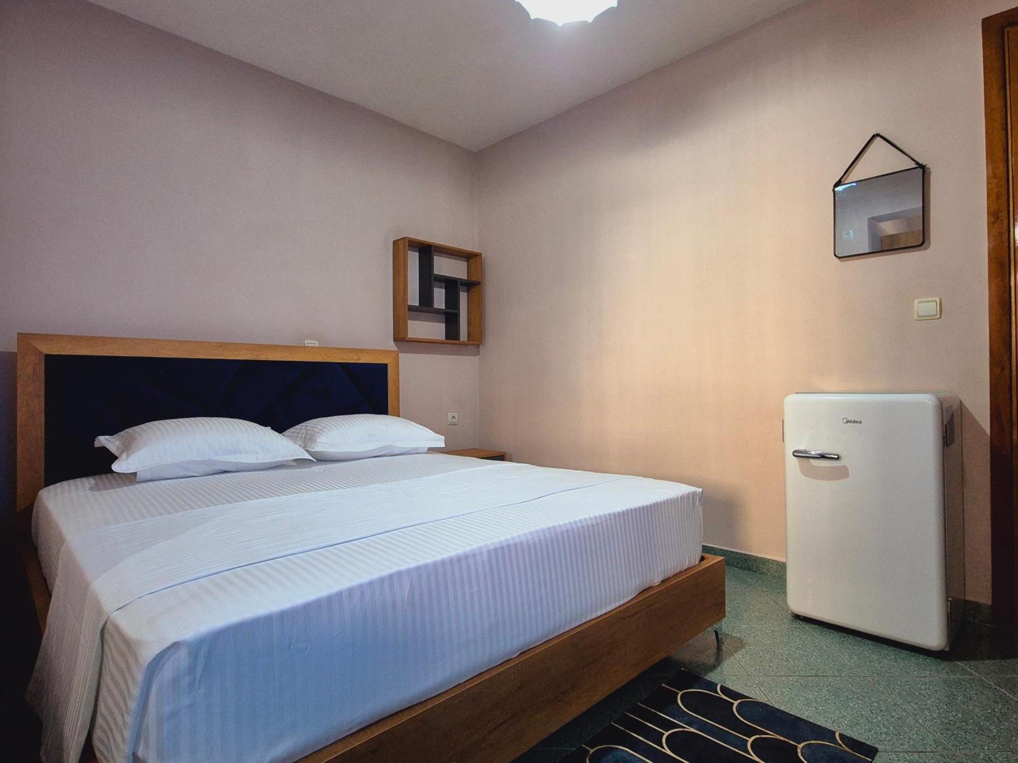 Barca Rooms Sarandë Exteriör bild