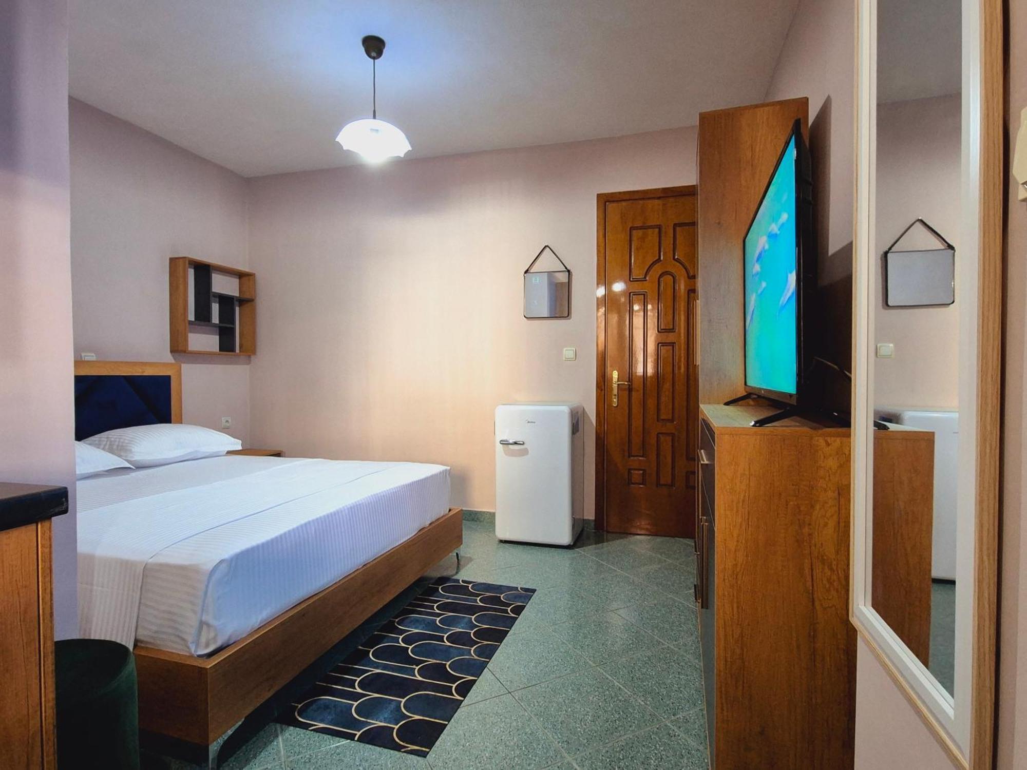 Barca Rooms Sarandë Exteriör bild