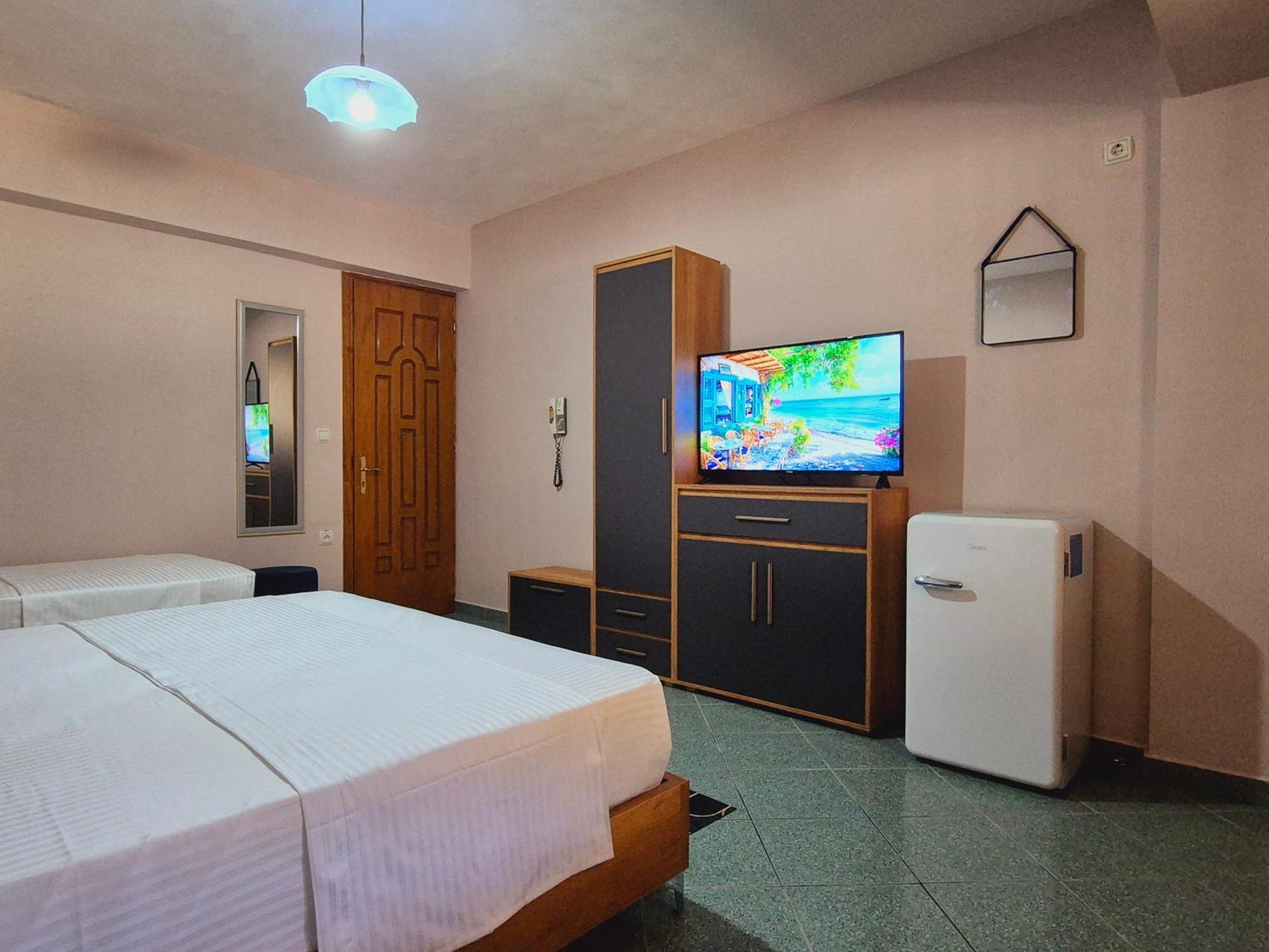 Barca Rooms Sarandë Rum bild